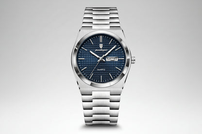 Fashionable Waterproof Calendar Watch with Glow-in-the-Dark Feature